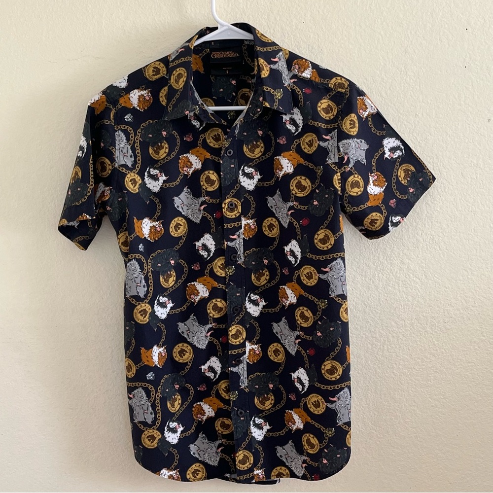 Fantastic Beasts Crimes of Grindelwald  Button Up Short Sleeve Black Gray Small